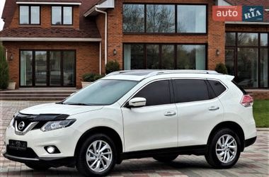 Внедорожник / Кроссовер Nissan X-Trail 2016 в Днепре