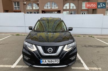 Позашляховик / Кросовер Nissan X-Trail 2017 в Києві