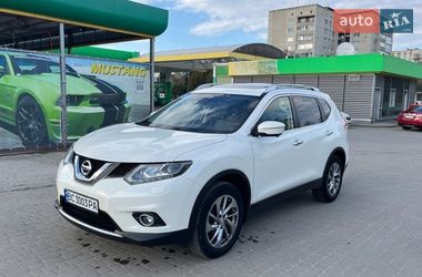 Внедорожник / Кроссовер Nissan X-Trail 2016 в Дрогобыче