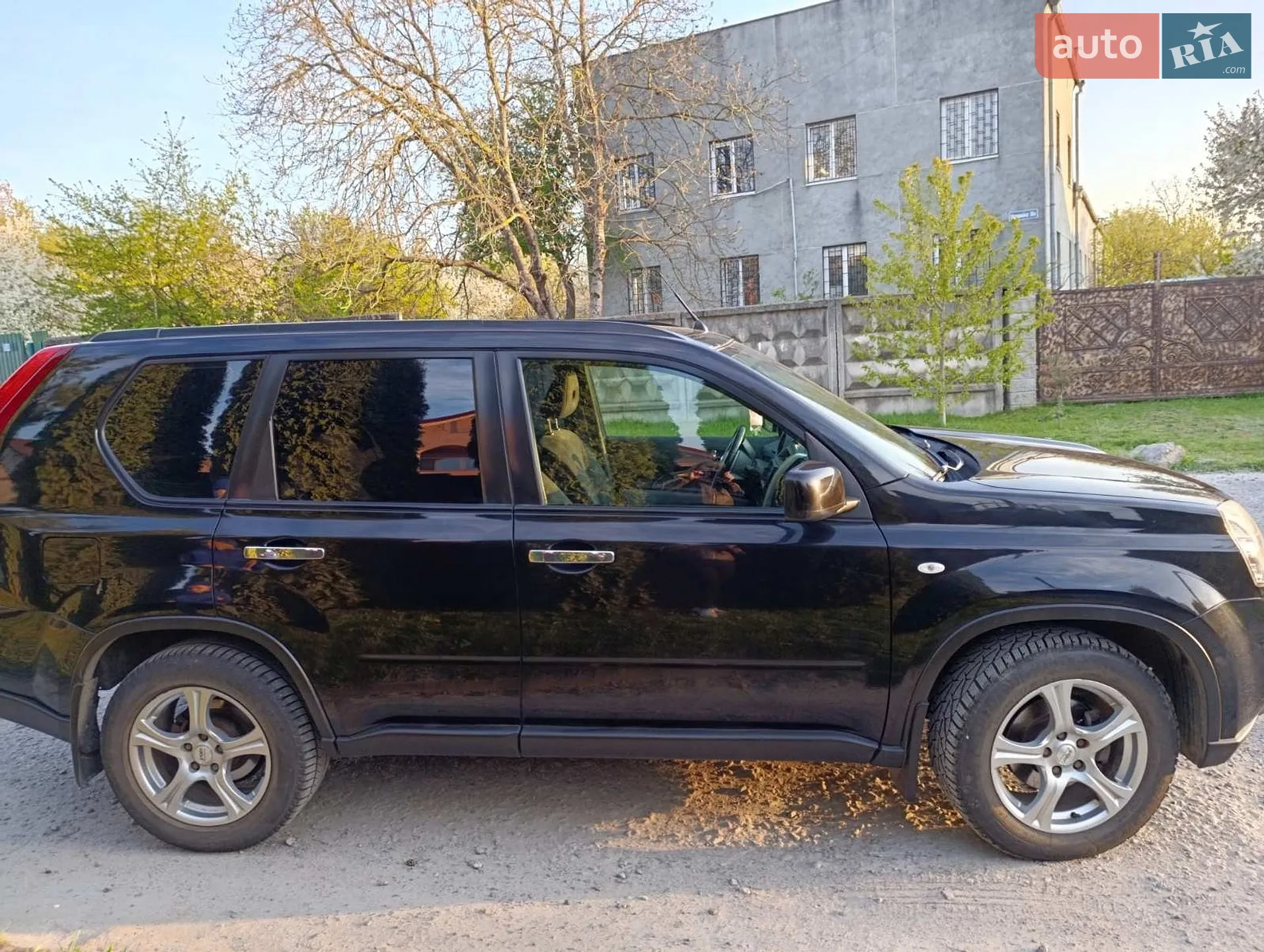 2011 Nissan X-Trail - мініатюра 2