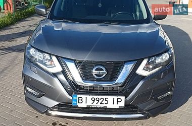 Позашляховик / Кросовер Nissan X-Trail 2017 в Житомирі