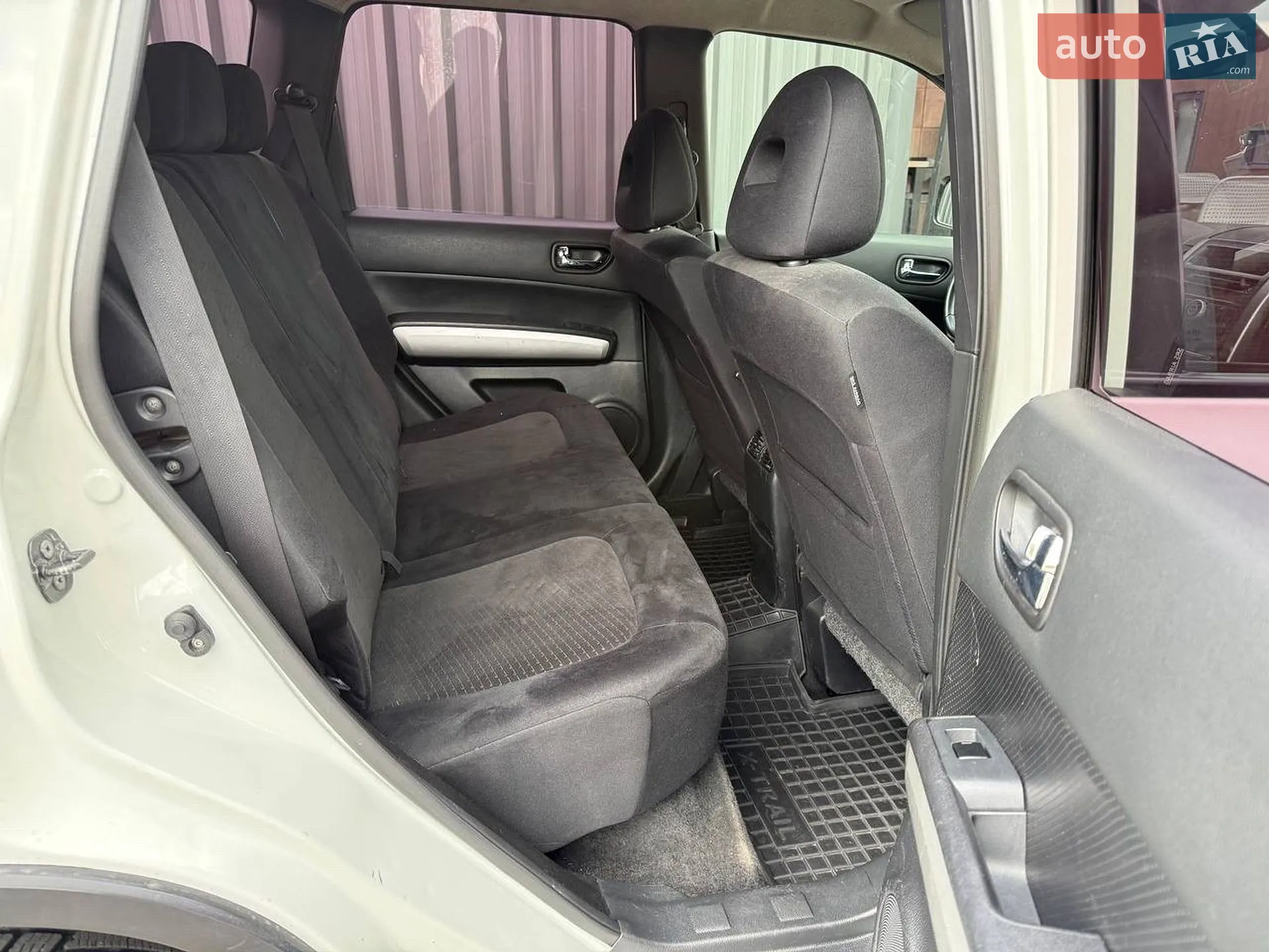 2011 Nissan X-Trail - мініатюра 37