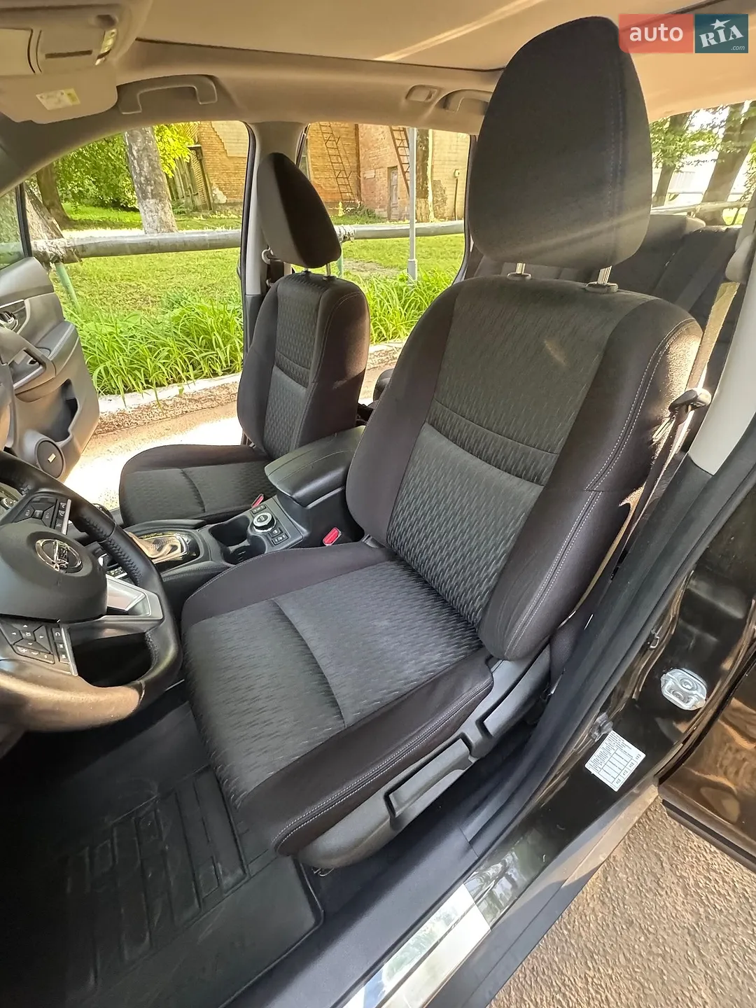 2017 Nissan X-Trail - мініатюра 18