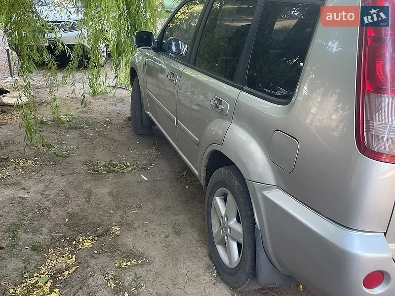 Nissan X-Trail