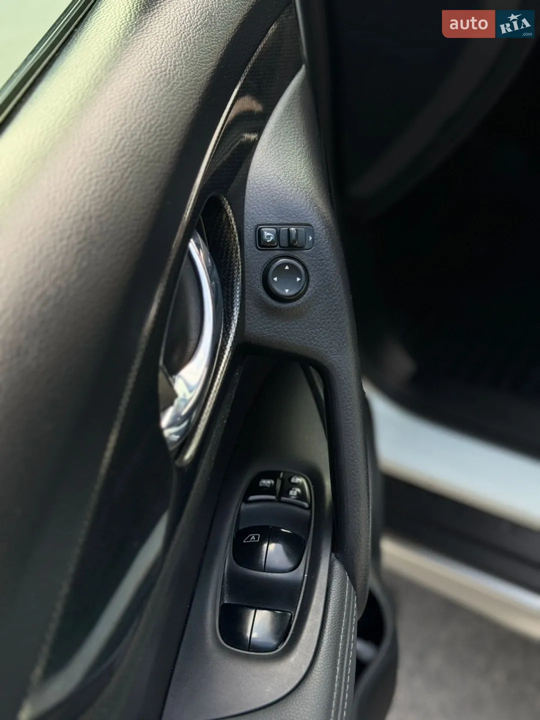 2017 Nissan X-Trail - мініатюра 43