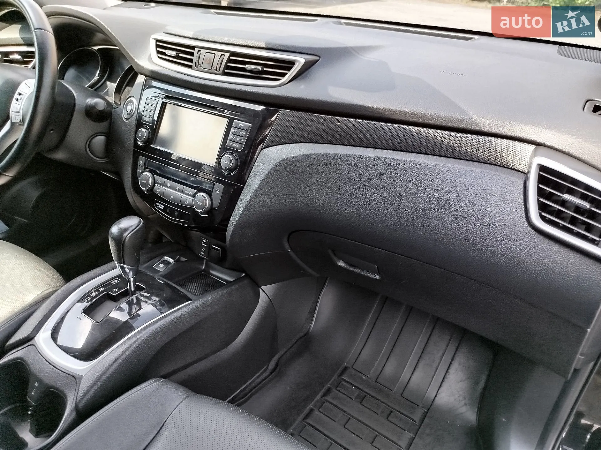 2015 Nissan X-Trail - мініатюра 28