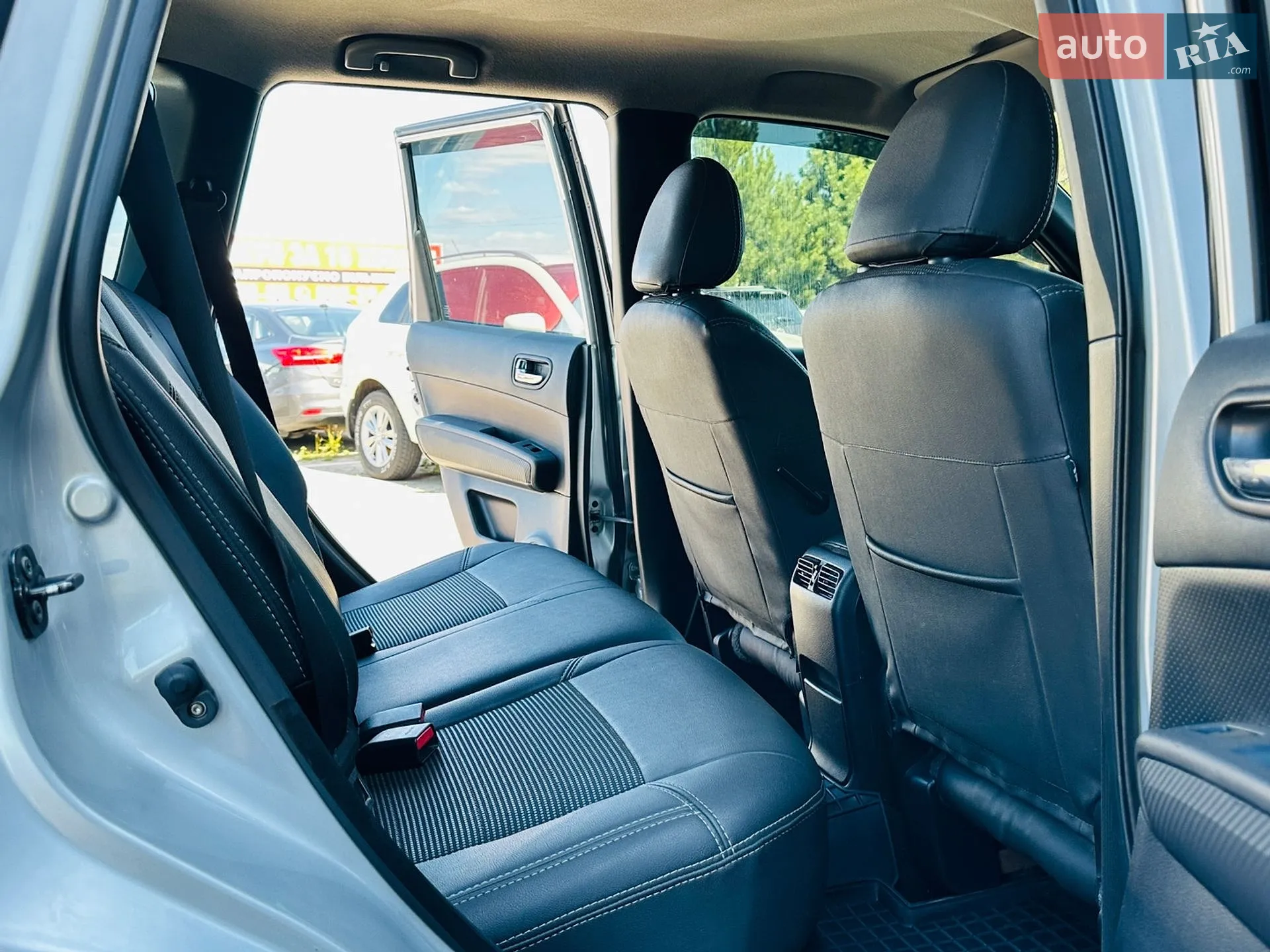 2011 Nissan X-Trail - мініатюра 16
