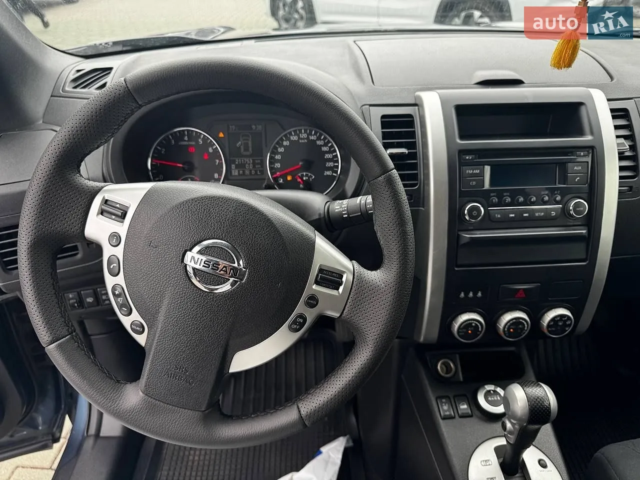 2013 Nissan X-Trail - мініатюра 32