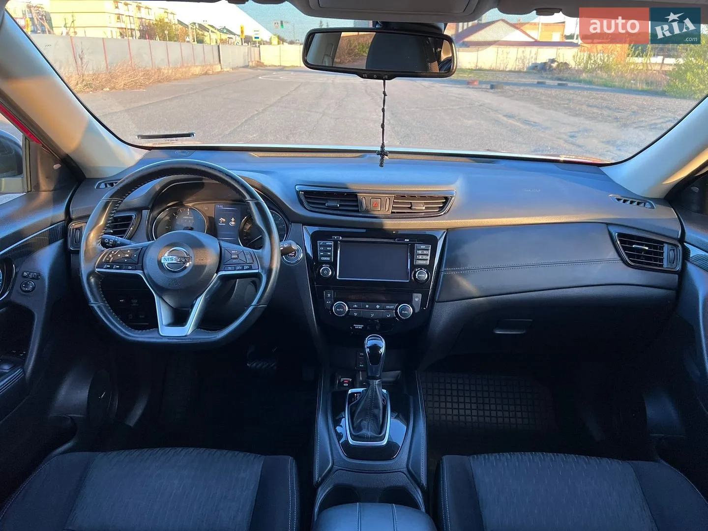 2017 Nissan X-Trail - мініатюра 19
