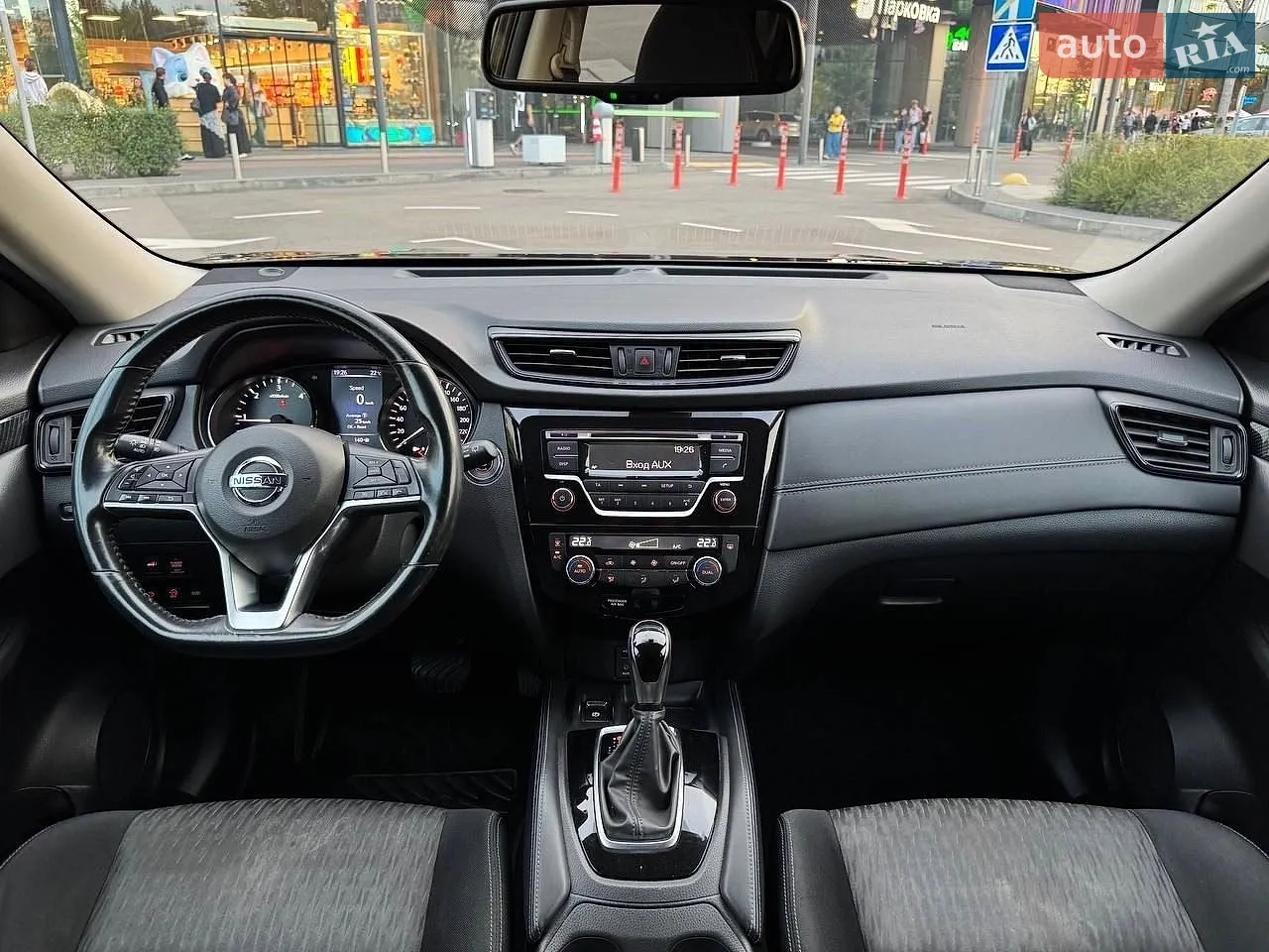 2017 Nissan X-Trail - мініатюра 19