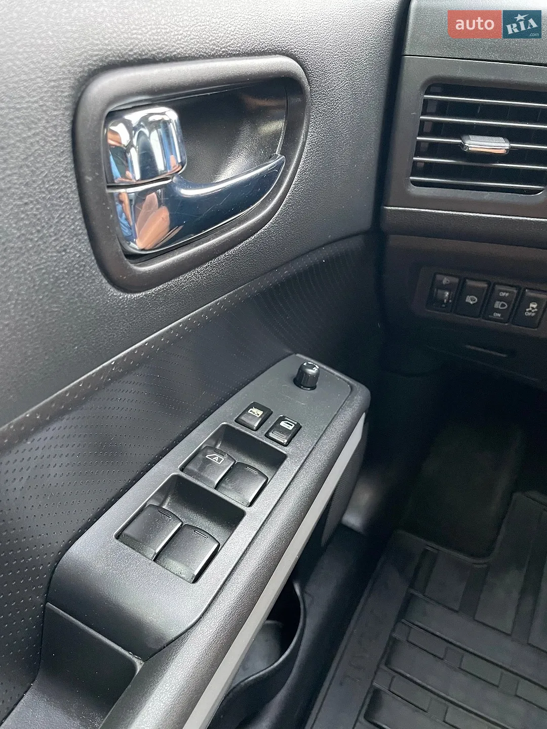 2011 Nissan X-Trail - мініатюра 87