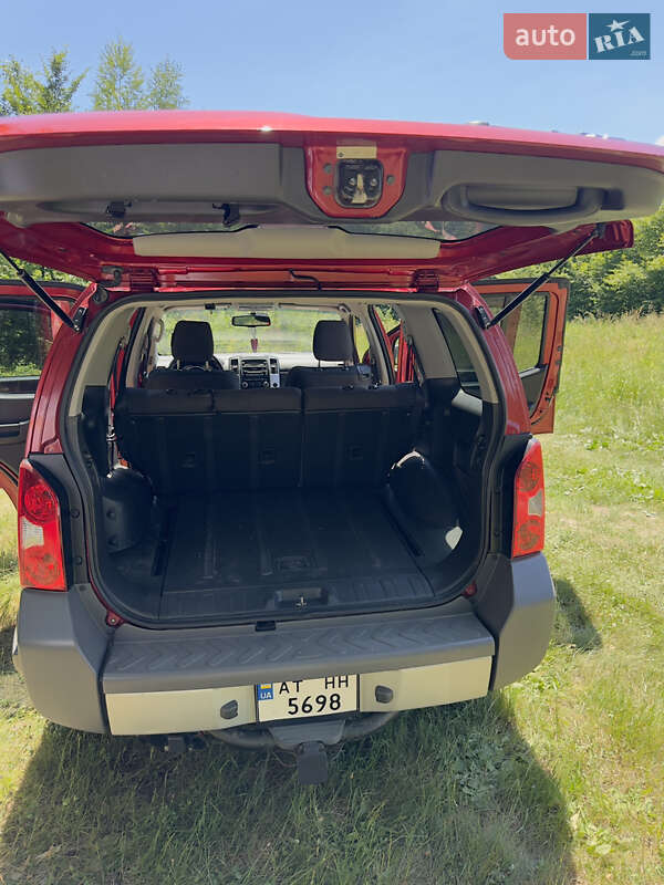 Позашляховик / Кросовер Nissan Xterra 2012 в Косові