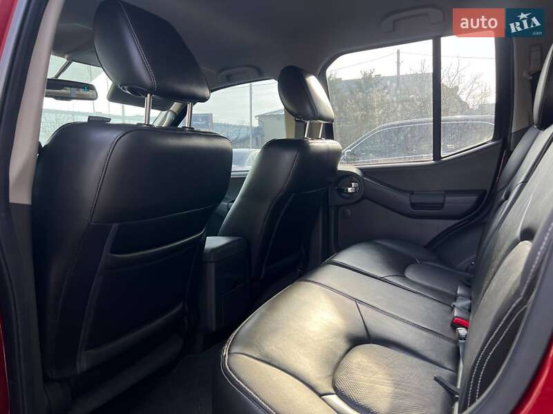 Внедорожник / Кроссовер Nissan Xterra 2013 в Ивано-Франковске