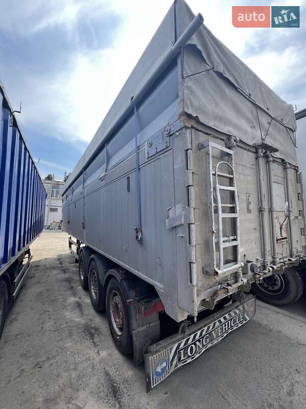 Самосвал полуприцеп Novatrail SKI 2004 в Днепре