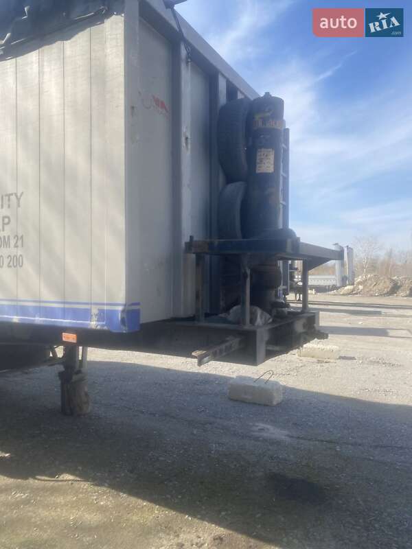 Самосвал полуприцеп Novatrail SKI 2004 в Житомире