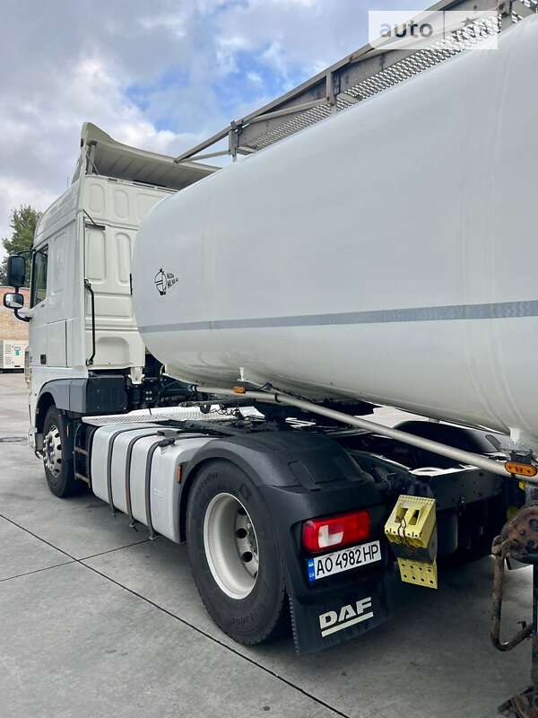 Цистерна напівпричіп NUOVA Ma.Na.Ro. 2010 в Києві