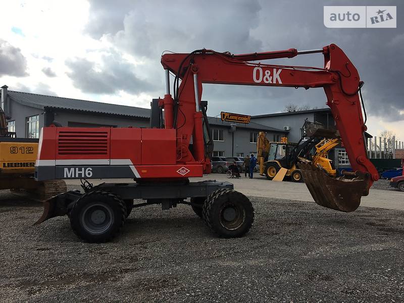 Колісний екскаватор O&K MH 1998 в Львові