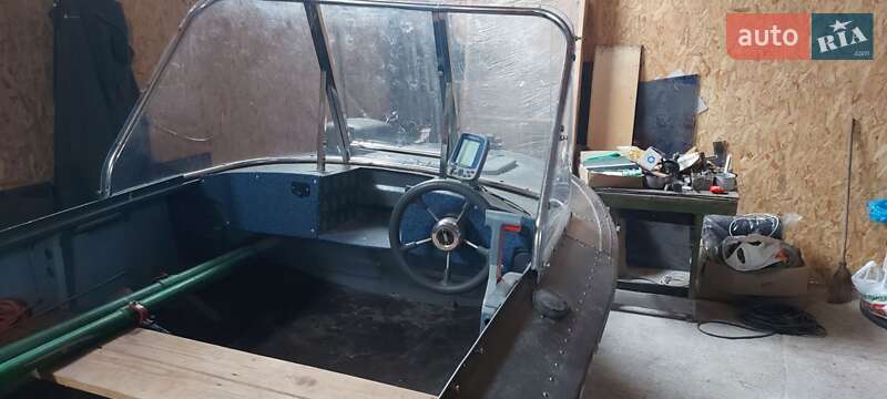 Лодка Обь 1 1972 в Запорожье