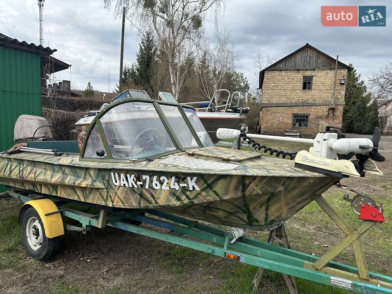 Лодка Обь 1 1970 в Киеве