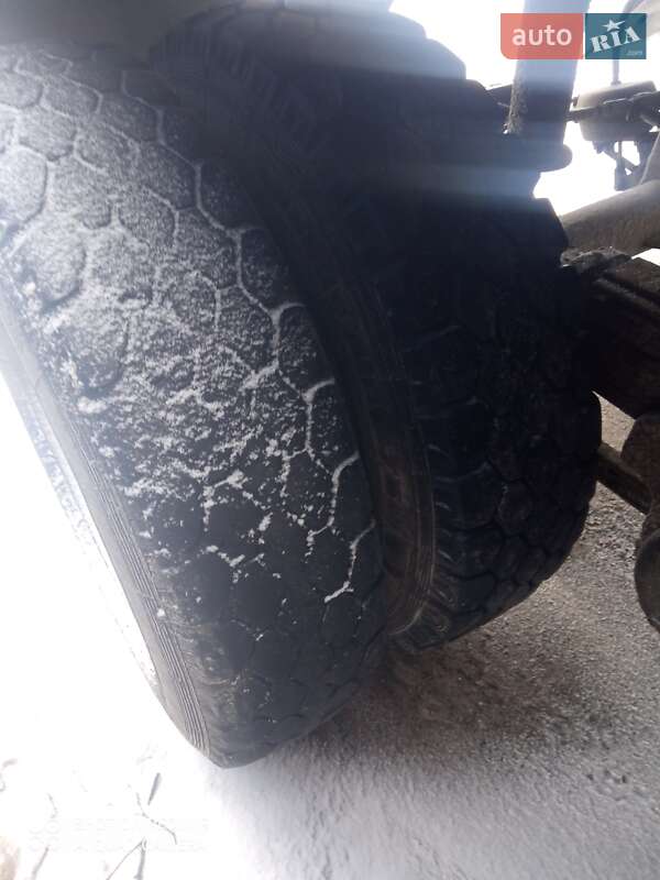 Зерновоз - полуприцеп ОДАЗ 9370 1991 в Тростянце