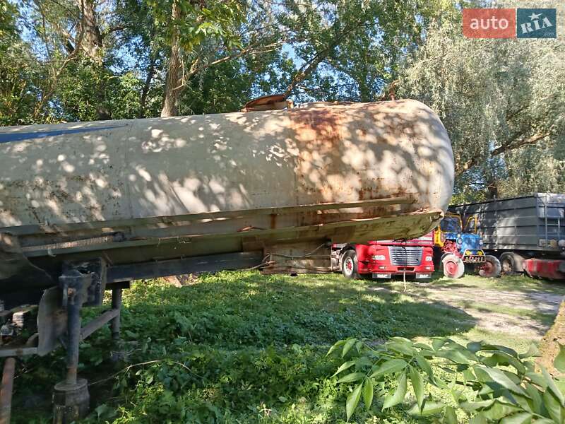 Цистерна полуприцеп ОДАЗ 9370 1988 в Городке
