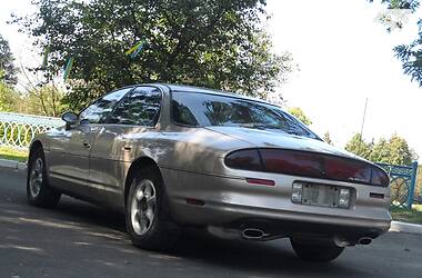 Седан Oldsmobile Aurora 1997 в 