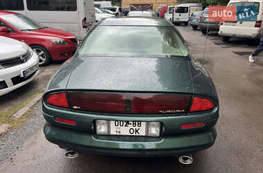 Седан Oldsmobile Aurora 1995 в 