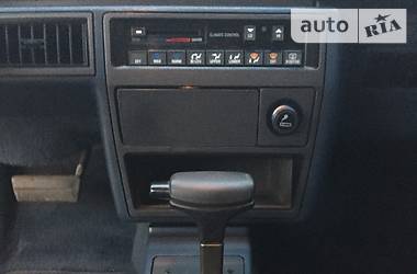 Седан Oldsmobile Cutlass 1993 в 