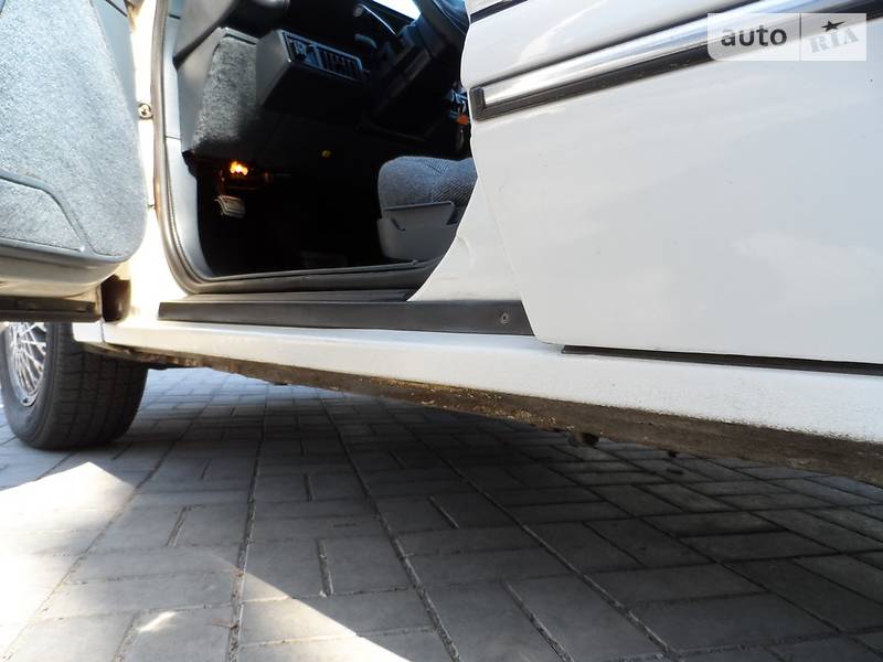 Седан Oldsmobile Cutlass 1993 в Днепре