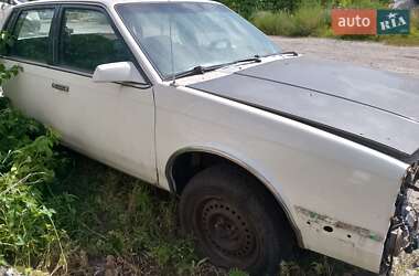 Седан Oldsmobile Cutlass 1988 в 