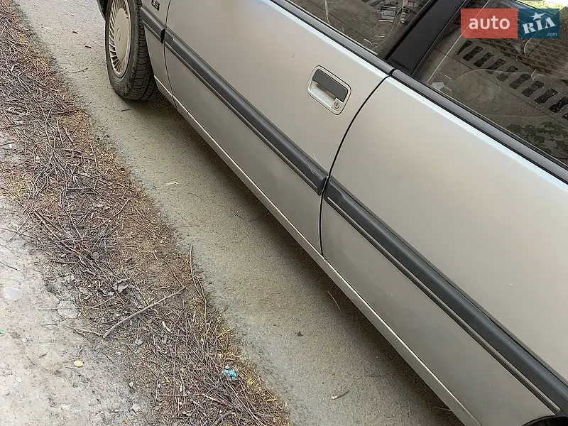 Opel 1.8 Liter 1987 VIN W0L000016H1170512 фото оголошення 10 з 44