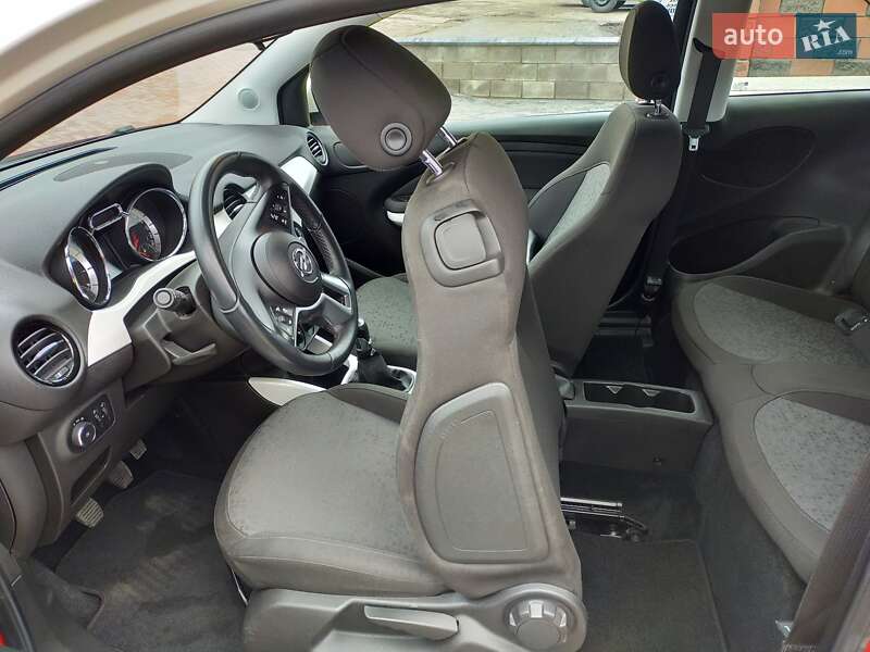 Хэтчбек Opel Adam 2013 в Ровно