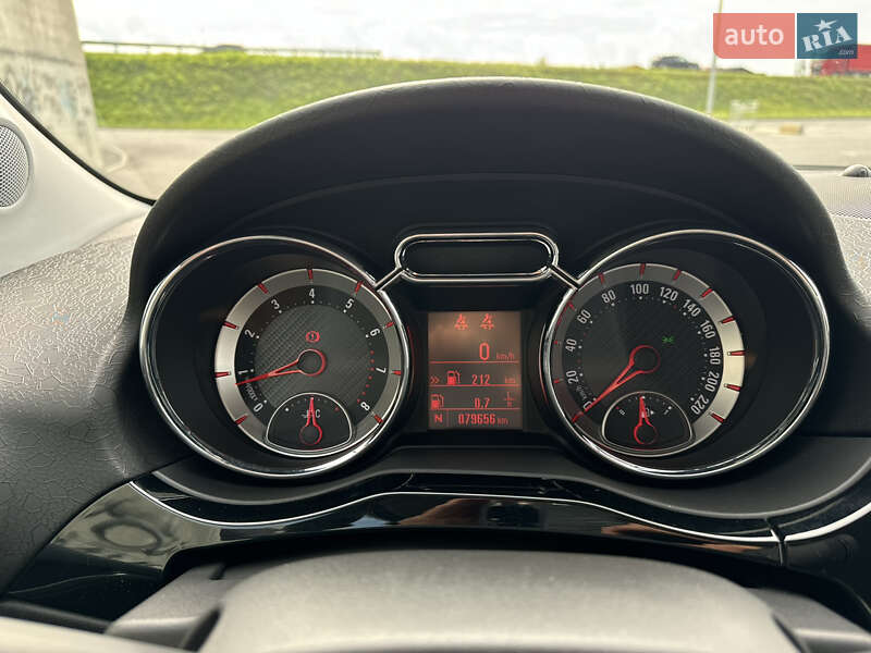 Хетчбек Opel Adam 2015 в Львові