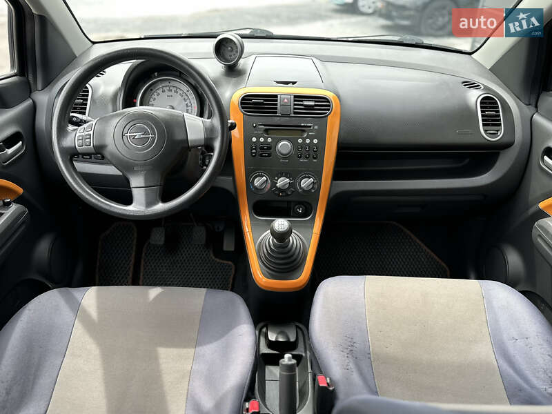 Хетчбек Opel Agila 2008 в Шептицькому