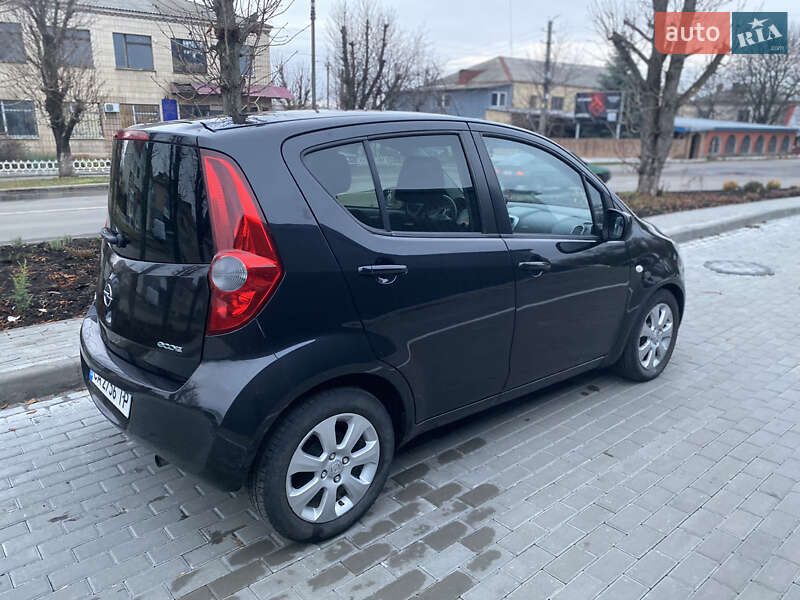 Хэтчбек Opel Agila 2010 в Новоархангельске фото 4 Хэтчбек Opel Agila 2010 в Новоархангельске