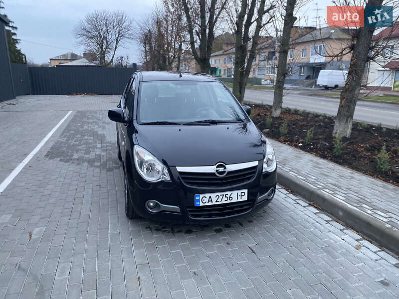 Хэтчбек Opel Agila 2010 в Новоархангельске фото 6 Хэтчбек Opel Agila 2010 в Новоархангельске