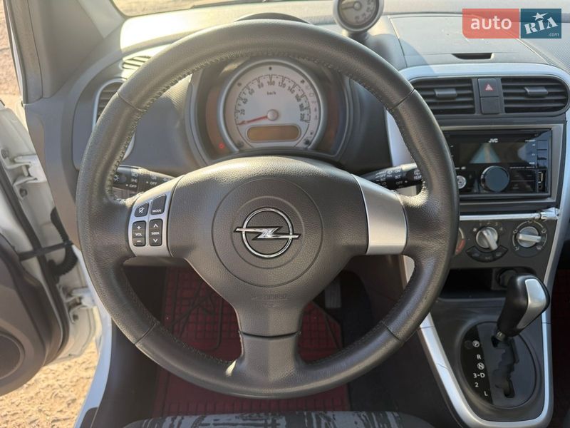 Хэтчбек Opel Agila 2011 в Ужгороде