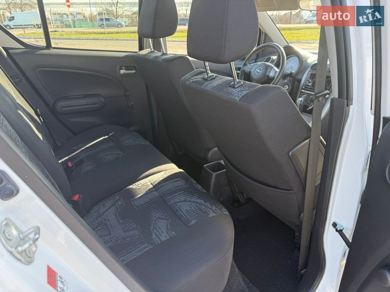 Хэтчбек Opel Agila 2011 в Ужгороде