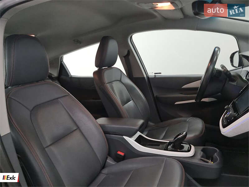 Хэтчбек Opel Ampera-e 2018 в Городке