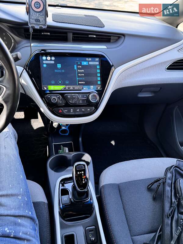Хетчбек Opel Ampera-e 2017 в Чернівцях