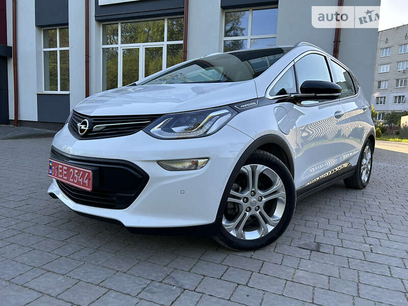 Хетчбек Opel Ampera-e 2018 в Львові