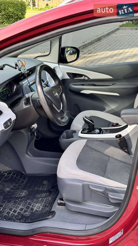 Хетчбек Opel Ampera-e 2017 в Чернівцях