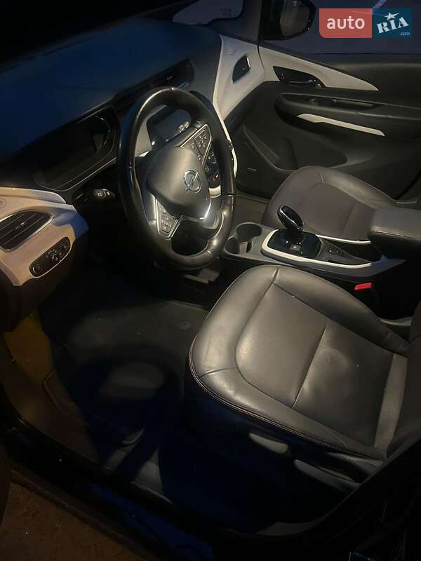 Хэтчбек Opel Ampera-e 2018 в Львове