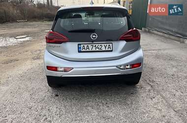 Хетчбек Opel Ampera-e 2018 в 