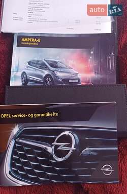 Хэтчбек Opel Ampera-e 2017 в Тростянце