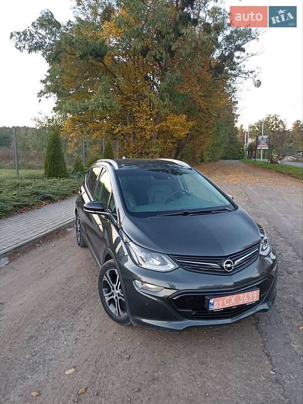 Хетчбек Opel Ampera-e 2017 в Бродах