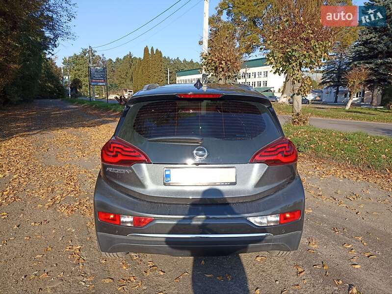 Хетчбек Opel Ampera-e 2017 в Бродах