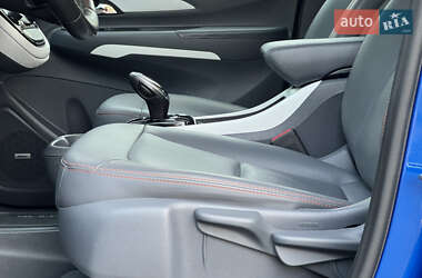 Хэтчбек Opel Ampera-e 2019 в 
