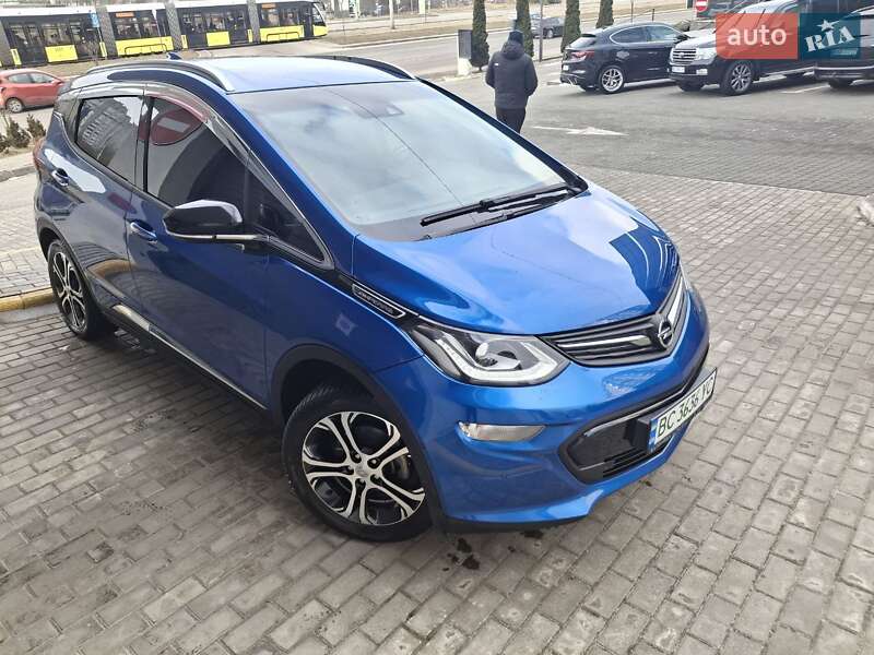 Хэтчбек Opel Ampera-e 2018 в Львове
