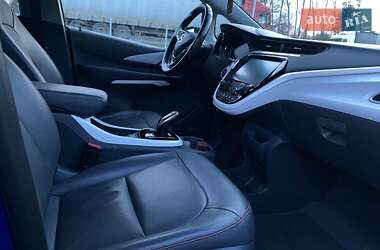 Хэтчбек Opel Ampera-e 2020 в 